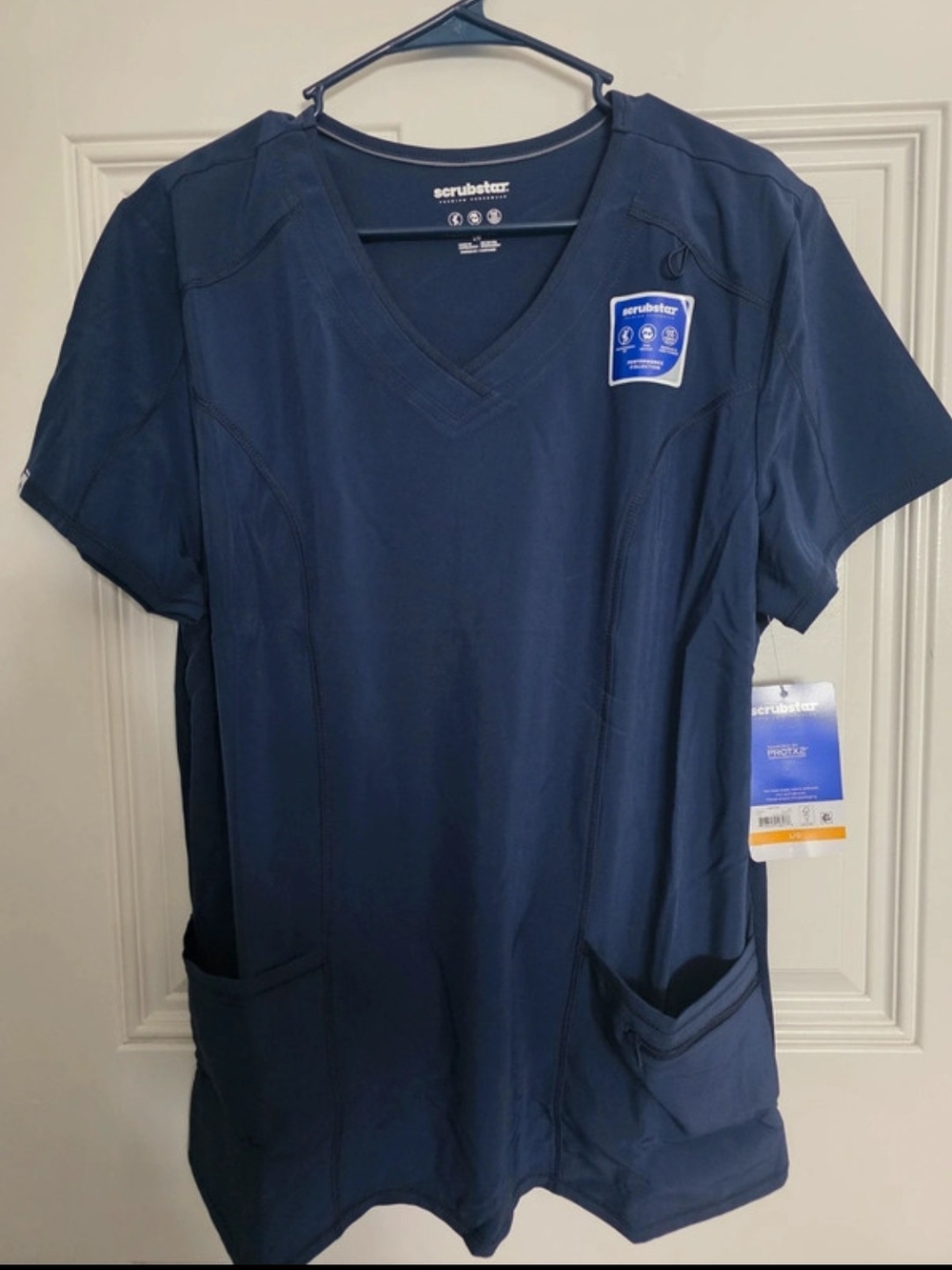 Scrubstar Performance Navy V-Neck Scrub Top – Large – NWT